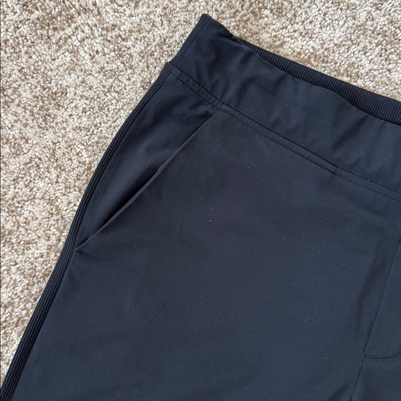 Athleta black Brooklyn ankle pants. - Picture 3 of 8